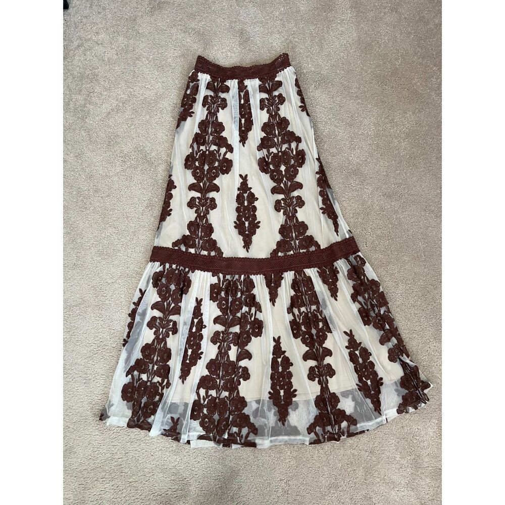 Altar'd State Arissa Floral Embroidered Maxi Skirt Ivory And Rust Brown Size XS - Picture 2 of 7